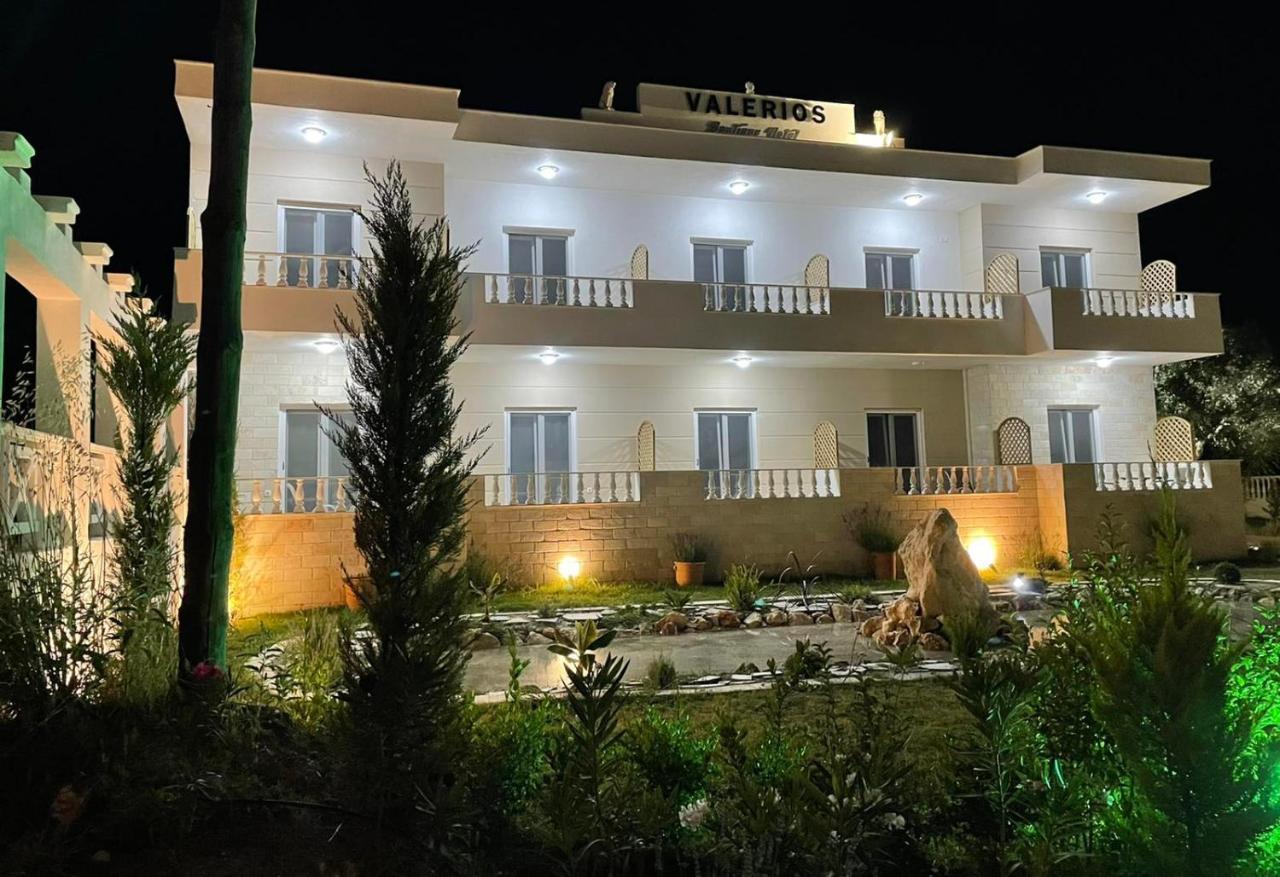 Hotel Valerios Kriopigi Ngoại thất bức ảnh
