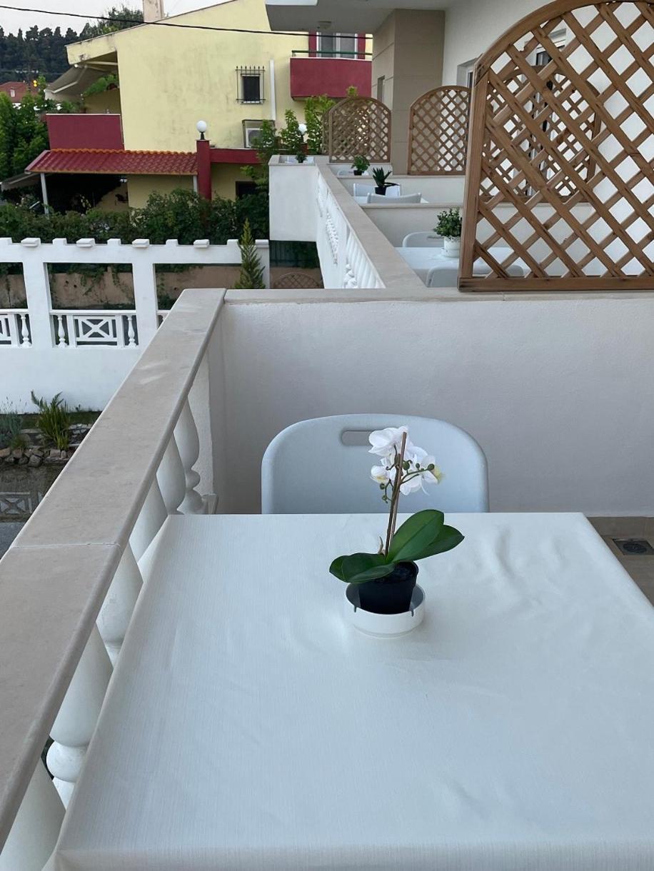 Hotel Valerios Kriopigi Ngoại thất bức ảnh