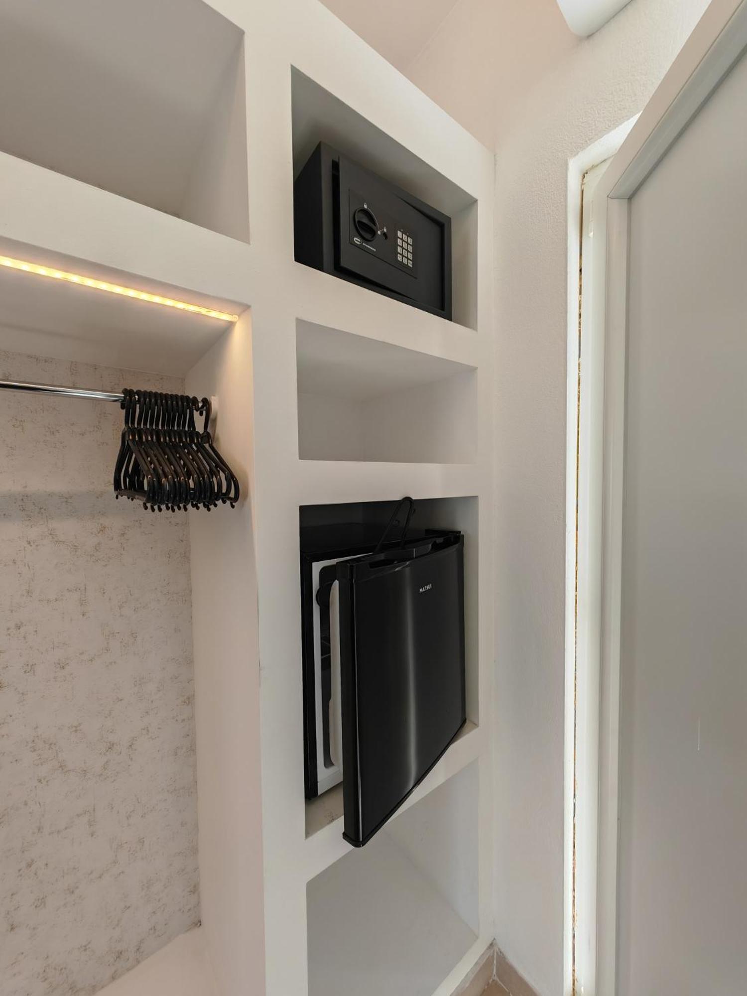 Hotel Valerios Kriopigi Ngoại thất bức ảnh