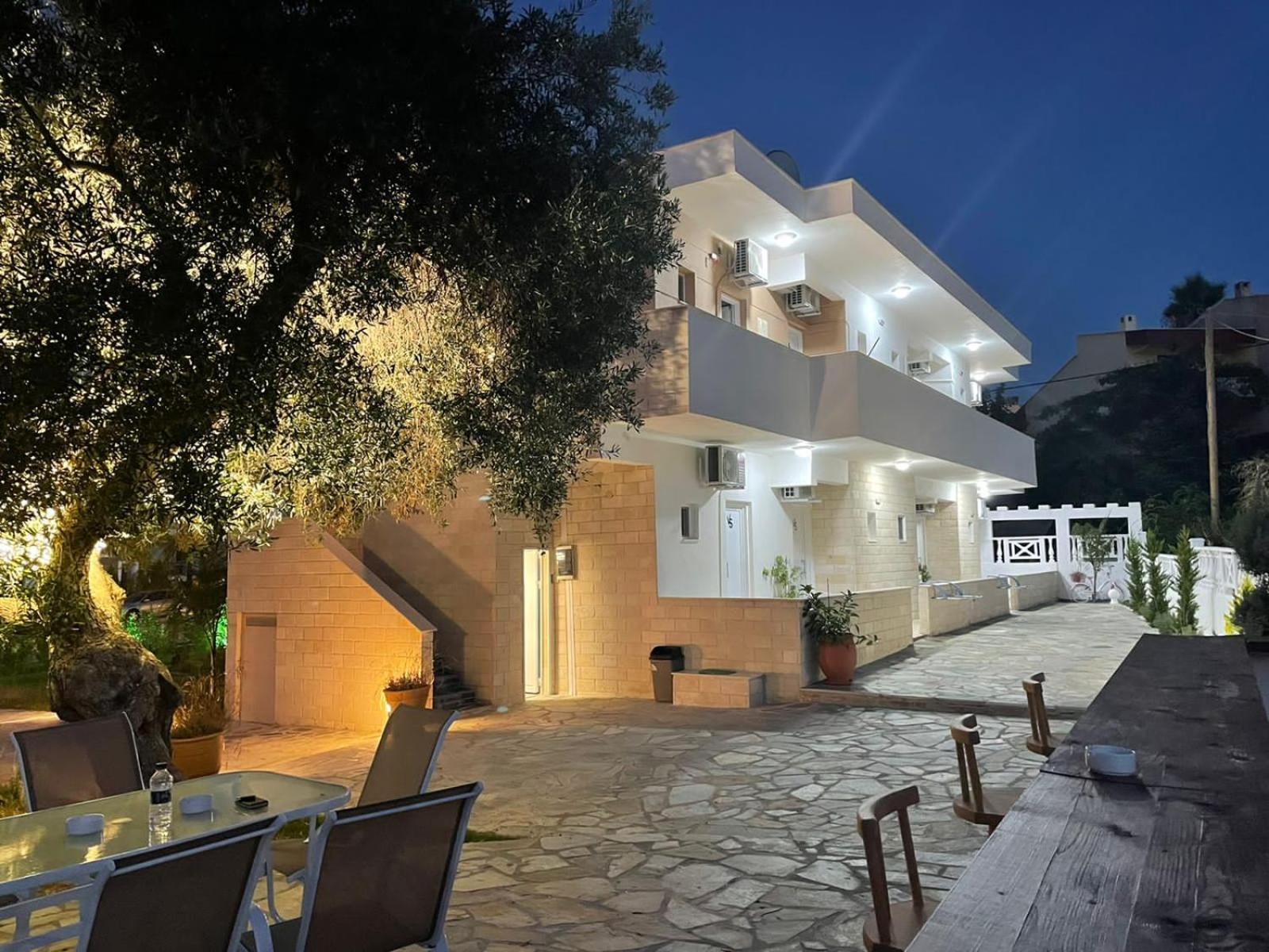 Hotel Valerios Kriopigi Ngoại thất bức ảnh